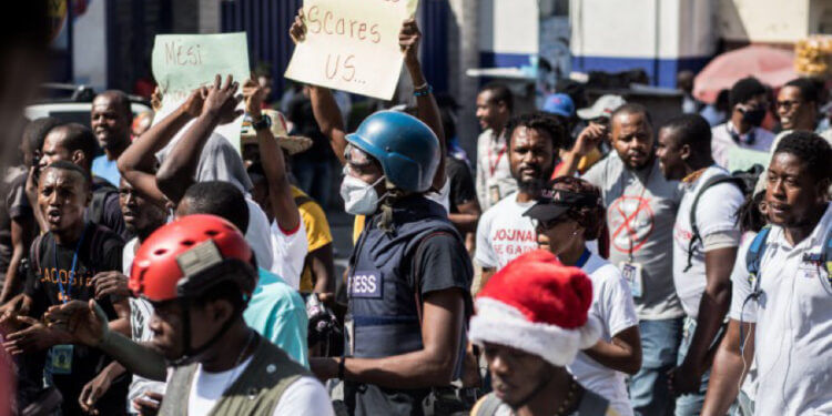 Haïti: Des journalistes ont marché à Port-au-Prince, contre les brutalités policières