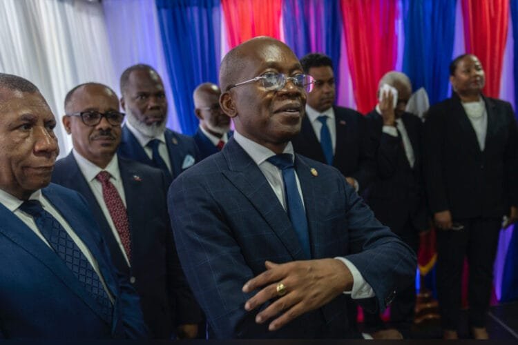 Le Conseil présidentiel tâtonne, Michel Patrick Boisvert renommé Premier ministre intérimaire