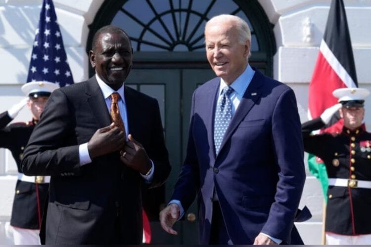 À Washington, le Président kenyan, William Ruto, a promis d’écraser les gangs armés en Haïti