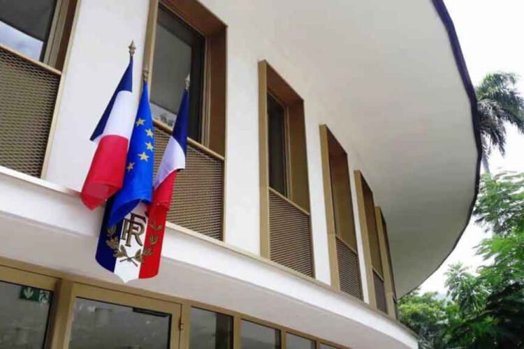 Dénonçant la mort des agents de l’UTAG, l’ambassade de France promet son aide