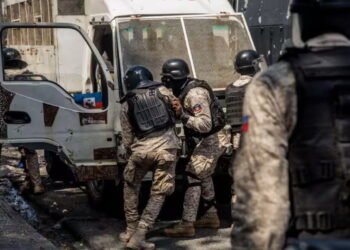 Pris en embuscade, trois policiers tués par des membres du gang de « Barbecue »