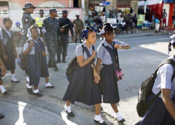Rentrée scolaire : incapables d’envoyer leurs enfants à l’école, des parents s’en plaignent