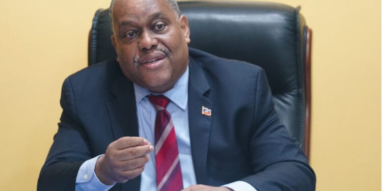 Remaniement ministériel : Garry Conille pose comme condition le départ des Conseillers-présidents « corrompus »