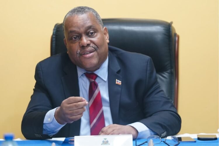 Remaniement ministériel : Garry Conille pose comme condition le départ des Conseillers-présidents « corrompus »