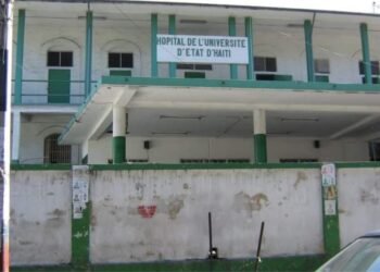 Réouverture «forcée» De L’hôpital Général Les Gangs Attaquent, Des Journalistes Et Un Policier Tués