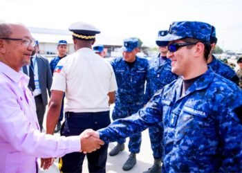 Timidement, La Mission Multinationale Se Renforce