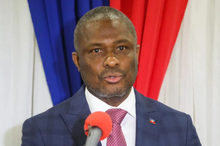 Que fait la diplomatie de Jean Harvel Jean Baptiste pour protéger les bénéficiaires du programme Biden
