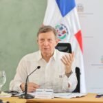 Complicité entre les élites exploitant les ports privés dHaïti et les gangs le ministre dominicain des Affaires étrangères Roberto Álvarez accuse