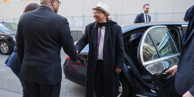 Le scandale du sejour luxueux du President Leslie Voltaire a Paris