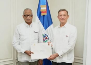 Amid Diplomatic Crisis, Haitian Ambassador Fritz Longchamp Takes Office in the Dominican Republic