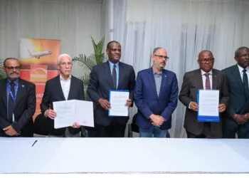 Reprise des vols locaux : le Gouvernement et Sunrise Airways signent un protocole d’accord