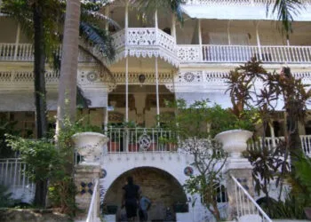 Oloffson Hotel Fire: A Memory Destroyed by Armed Gangs and the Absence of the State