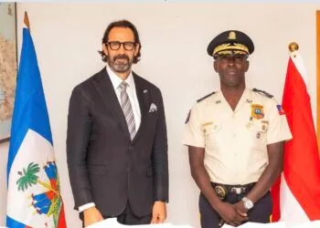 PNH : Vladimir Paraison a reçu la visite de l&rsquo;ambassadeur canadien, André François  Giroux