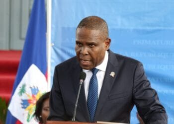 Le Barreau de Port-au-Prince décore Hans Joseph, Jean-Henry Céant dénonce une « prime à la corruption »