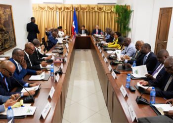 Adoption du décret électoral : le gouvernement met définitivement le cap sur les élections