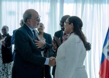 La ministre Raina Forbin a reçu les salutations du Corps diplomatique et consulaire